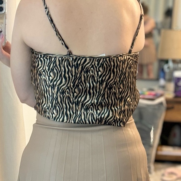 Tiger Print Cami Top - Picture 5 of 9
